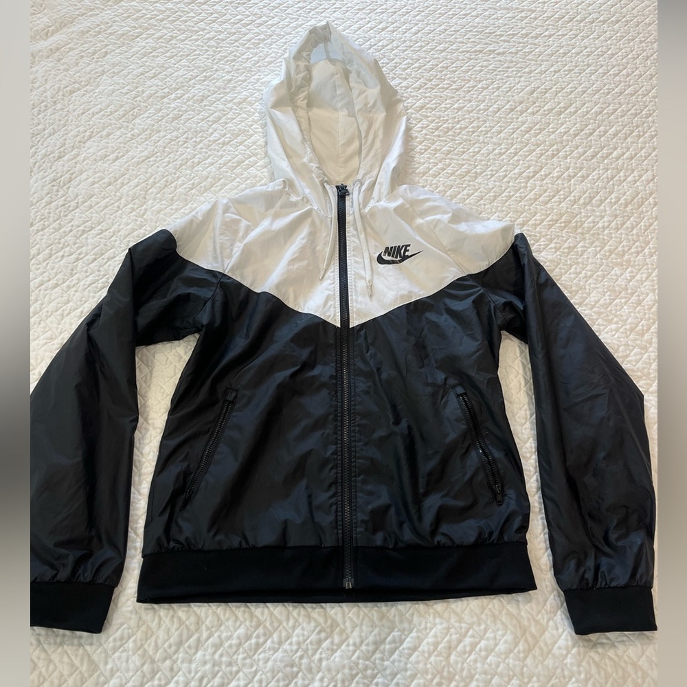 Nike windbreaker/rain jacket